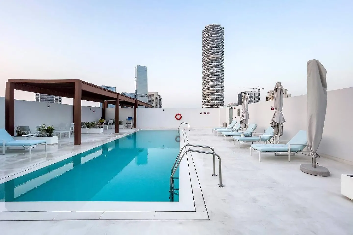 شقة Comfortable Studio In Jvc Swimming Pool, Gym دبي الإمارات العربية المتحدة