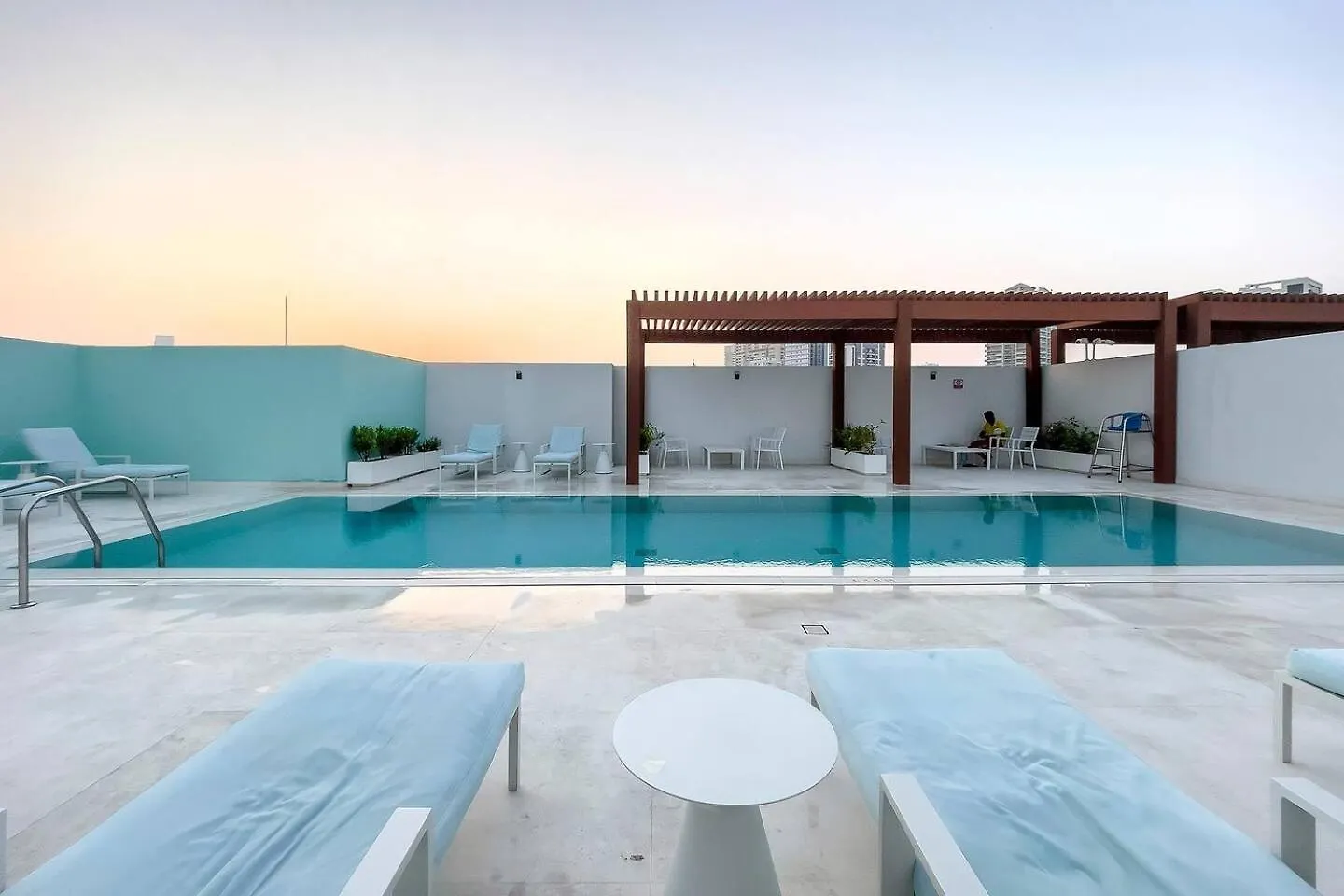 Comfortable Studio In Jvc Swimming Pool, Gym دبي